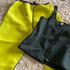 Sweatpants and top in black